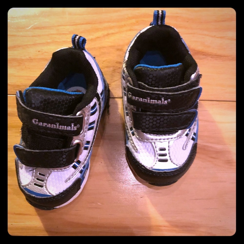 Toddler tennis shoes size 3